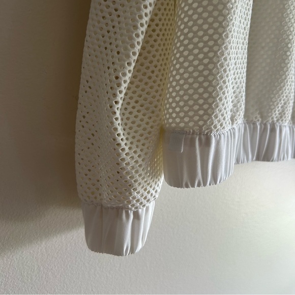 Lululemon Mesh on Mesh White Hooded Jacket - Picture 8 of 8